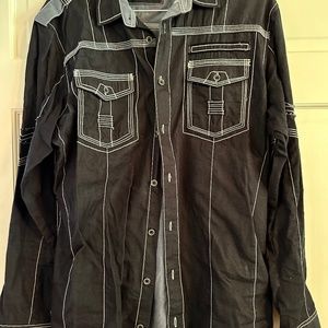 Men’s large black casual shirt